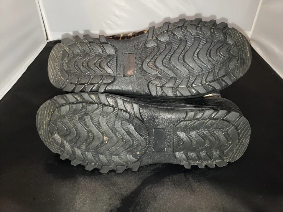 Womens Waterproof Camo Boots 8 1/2 - Image 4 of 4