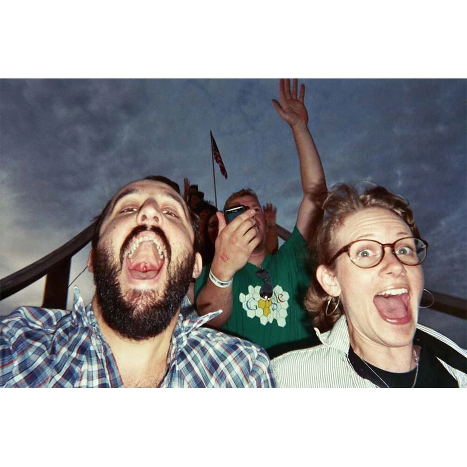 Vintage Vibes! Kodak FunSaver Disposable Film Camera (New & Sealed) + FREE 12 Ex - Image 4 of 4