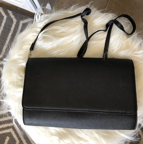 Bolso bandolera H&M cadena de oro negro