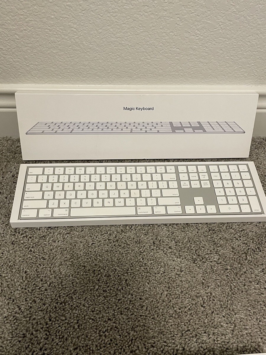 Apple Magic (MQ052LL/A) Wireless Keyboard with Numeric Pad