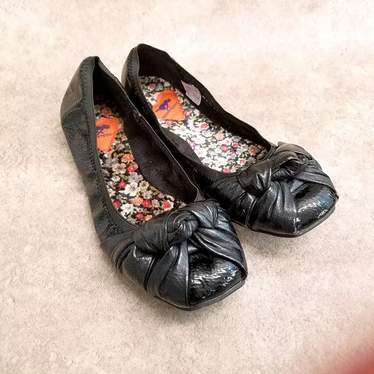Rocket dog store black flats
