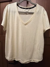 Gap Light Yellow Short Sleeve V-Neck T-Shirt Women's Size Large