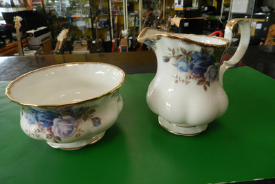 Vintage Royal Albert - Moonlight Rose - Milchkännchen & Zuckerdose - 1987