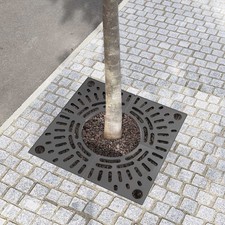 Square Tree Grate For Yard, Lawn  Patio - Durable Composite Design Grey Modern