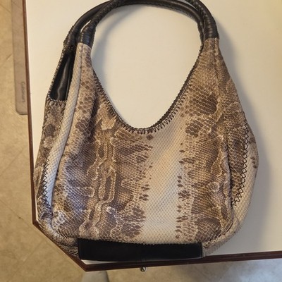 Donald J Pliner Women s Animal Print Shoulder Bag w/ Inner Pockets Beige Brown