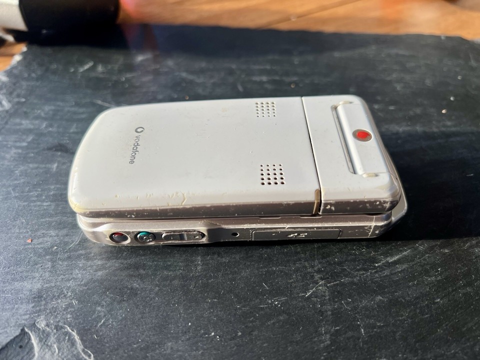Sharp 902 Vodafone UK 2.0MP Working | eBay