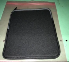 V7 Protective Sleeve (iPad) ☆ TD23BLK-GY-2N ☆ NEW ✅❤️️✅❤️️