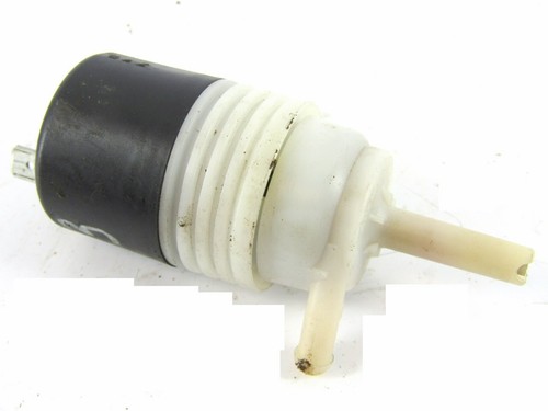 Audi 100 c4 Wischwasserpumpe Waschwasser window cleaner motor sprayer 1994