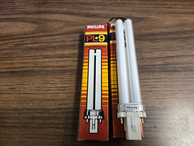 2x Philips PL*9 9watt 600 Lumen Lamps - New Old Stock