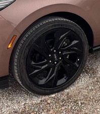 24 High-gloss Ebony Aluminum Wheel From 2026 Lincoln Black Label Navigator 24 High-gloss Ebony Aluminum Wheel From 2026 Lincoln Black Label Navigator