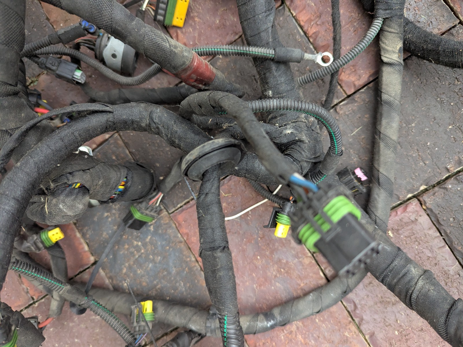 Maserati GranCabrio 2012 Front Engine wiring harness P/N 266065