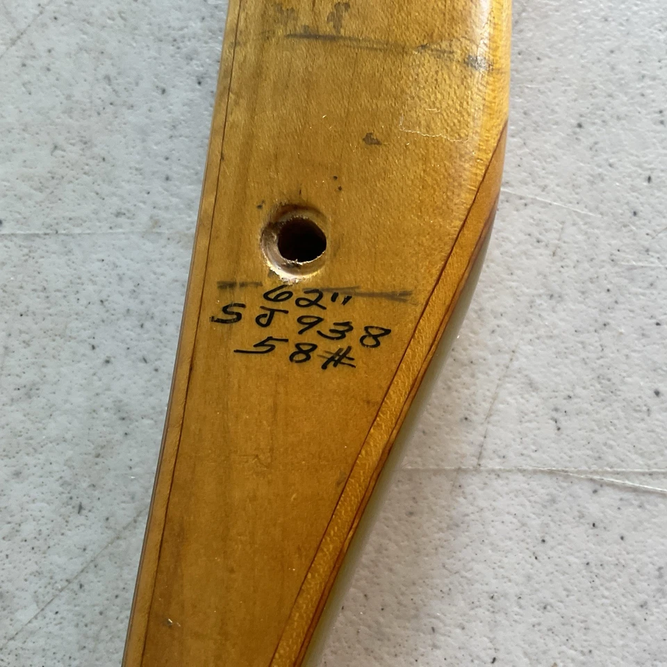 Bear Archery Glass Powered Cub Recurve Bow 58# 62” SJ938 - Image 2 of 4