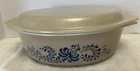 VINTAGE PYREX HOMESTEAD #045 2 1/2 QT BAKING BOWL OVAL WITH LID NO CHIPS USA