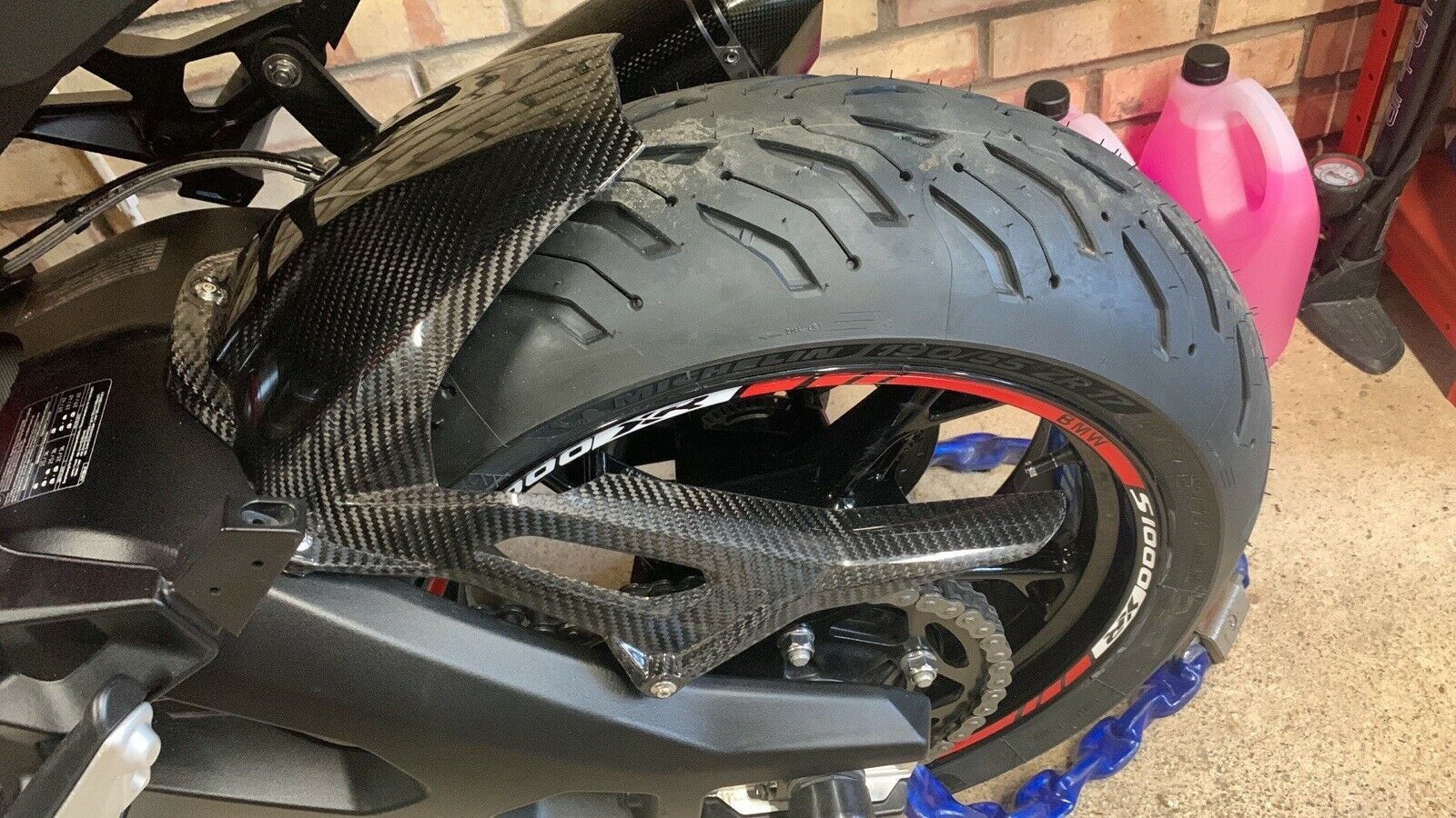 Lèche-roue en carbone brillant pour BMW S1000XR 2020-2025
