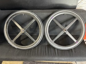 Roue Arrière Spinergy Rev X 700C Carbone - Corps Shimano - Vélo Course (occasion)