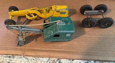Antique Diecast Hubley Diesel Excavator And Grader For Parts Repair Restoration