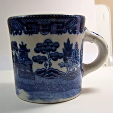 Vintage Blue Willow Pattern Coffee Cup Marked Japan 3 1/2'' tall, 1950's READ