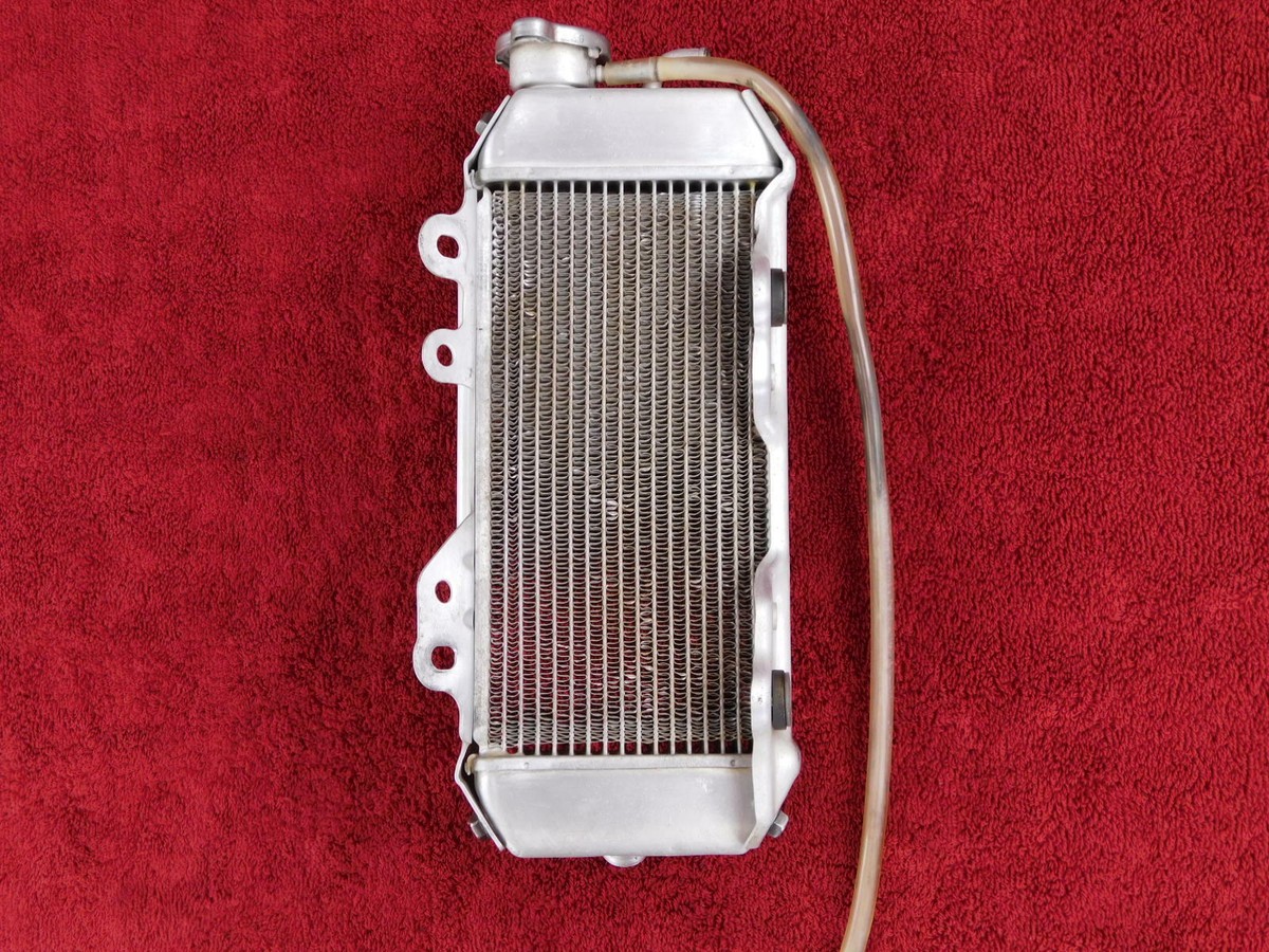 STRAIGHT! ~ OEM KAWASAKI Right Side Radiator {No Leaks!} 06-08 