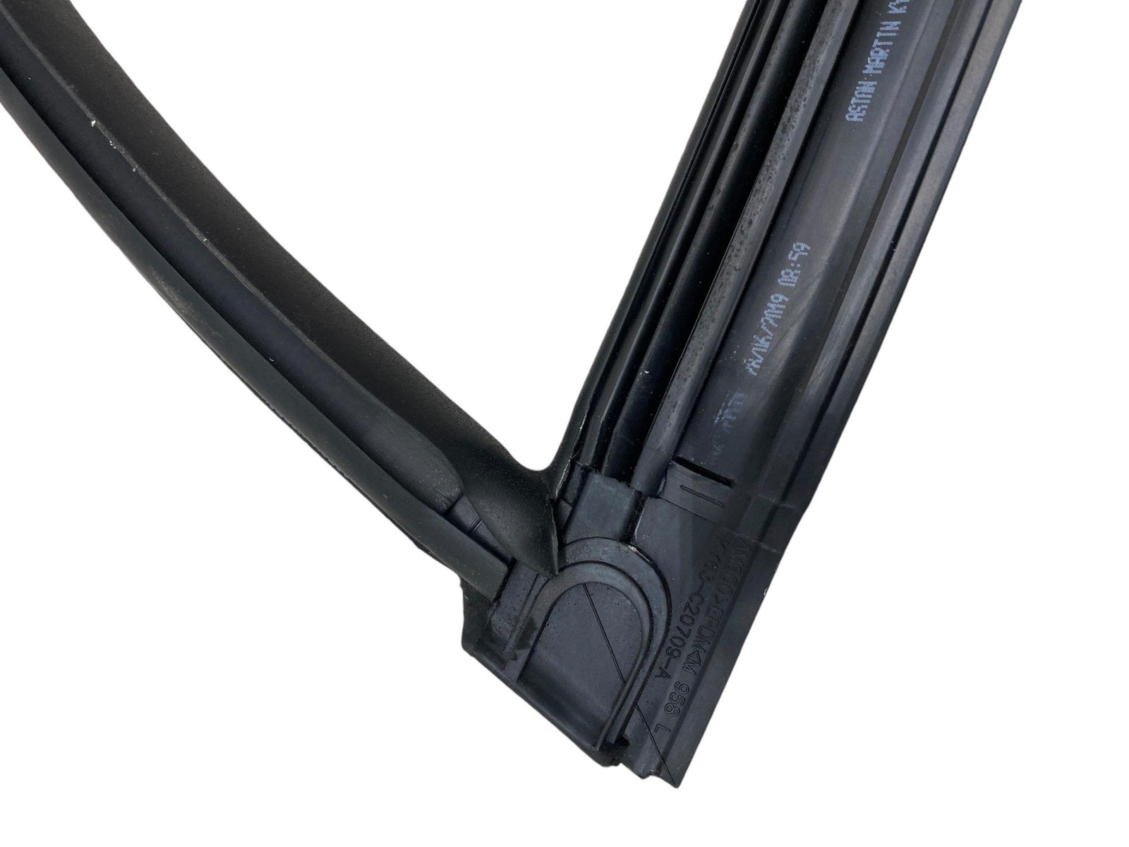2019-2023 ASTON MARTIN VANTAGE COUPE LEFT DRIVER DOOR WEATHER STRIP KY63-C20708