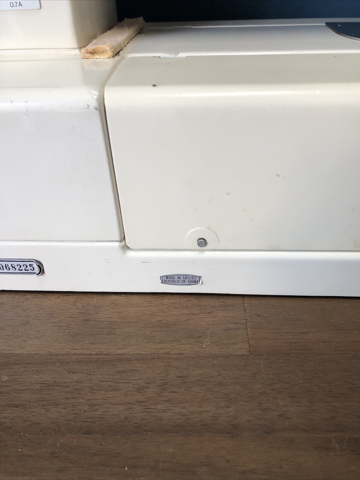 VINTAGE NECCHI SEWING MACHINE MODEL 535FA eBay