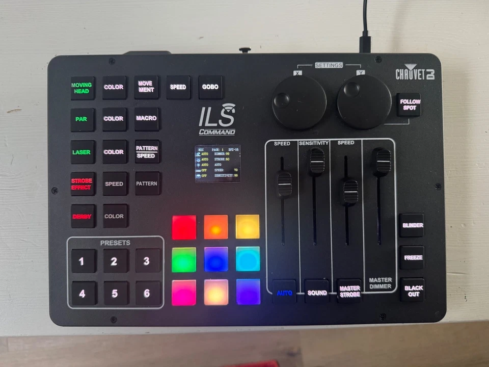 Chauvet DJ ILS Command DMX Controller DJ Lighting Control - mint condition - Image 3 of 4