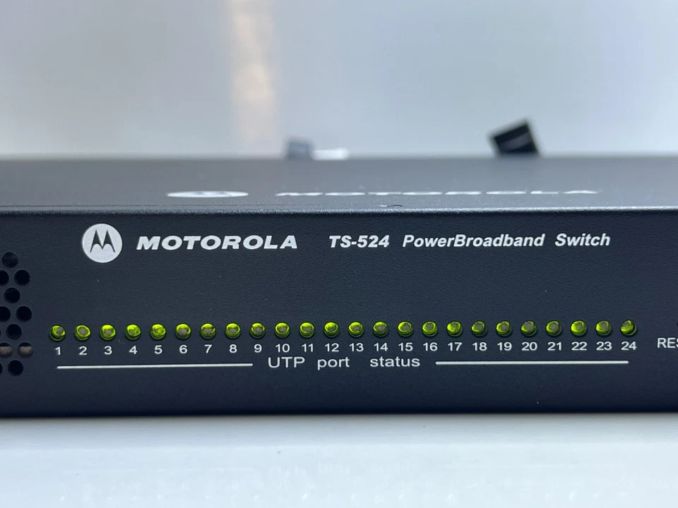 Motorola TS-0524-WR PowerBroadband Switch (See Details) - Image 3 of 4