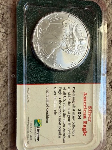 UNC 2004 American Silver Eagle 1 oz Silver in Littleton Coin Pack