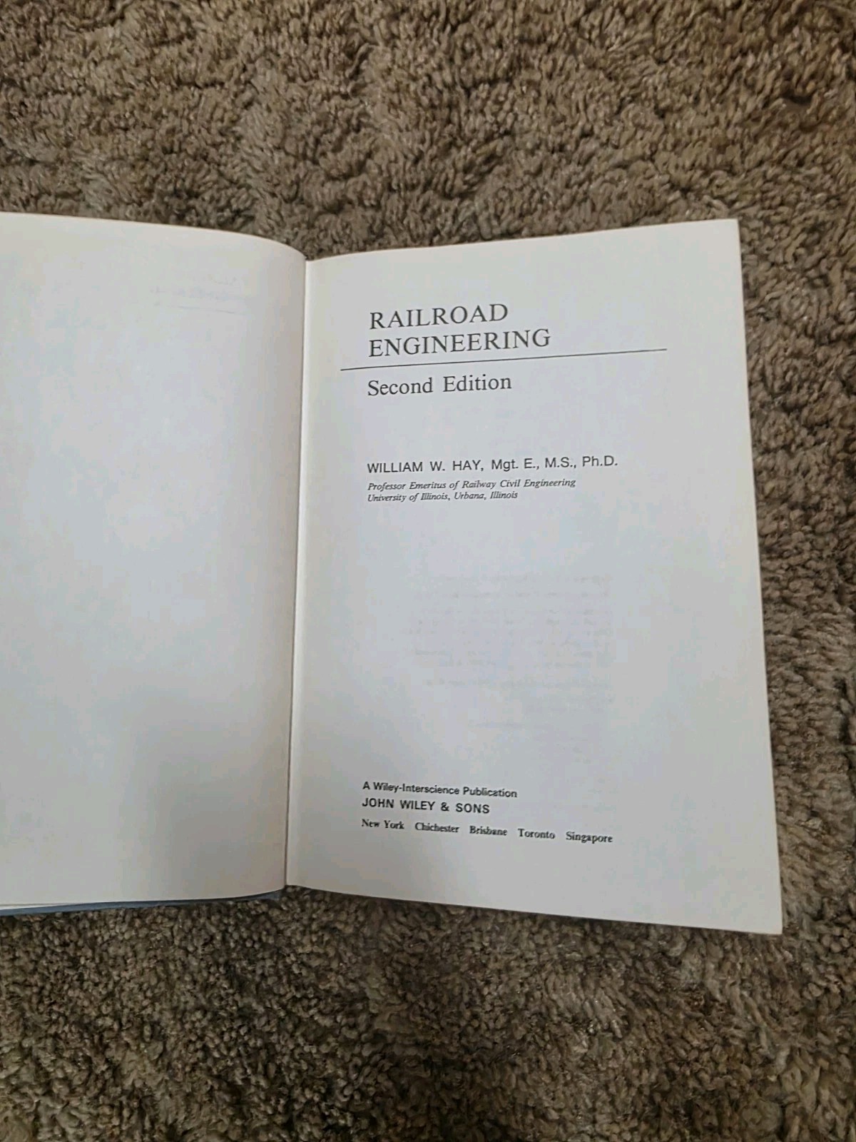 Railroad Engineering by William W. Hay 2nd Edition (1982, Hardcover)