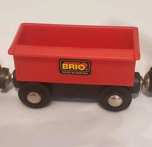 Brio Train Cars Set Of Three - Image 3 of 4