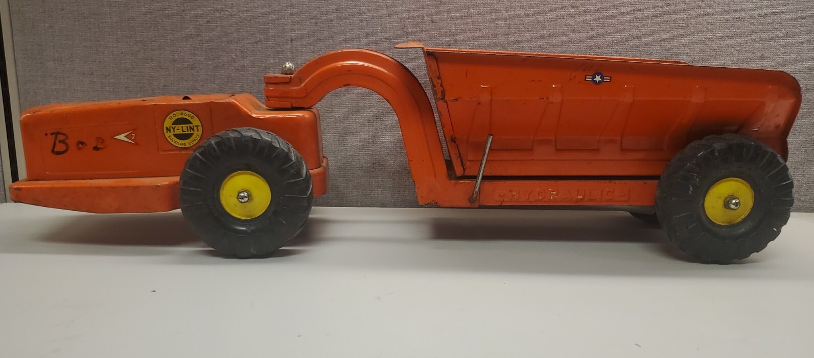 Vintage Orange NYLINT NO. 4600 Hydraulic Dump Earth Hauler parts or