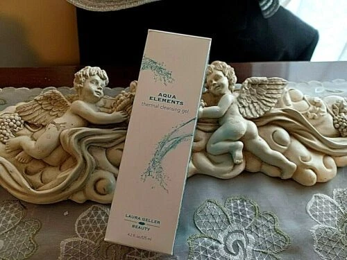 Очищающие средства и тоники для кожи Laura Geller