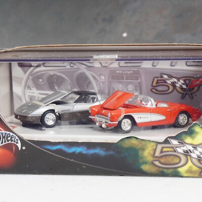 HOT WHEELS 100% Corvette 50th Anniversary 1953 Corvette and 1996