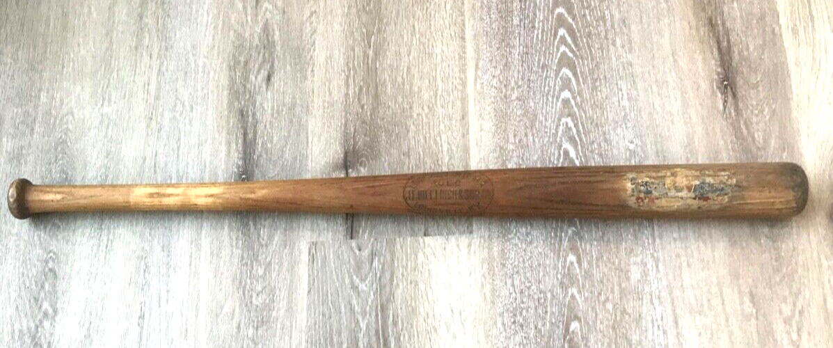 1910's Eddie Collins 40 EC J.F. Hillerich & Son Louisville