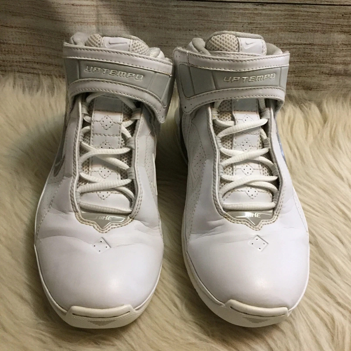Nike uptempo 2006 hotsell