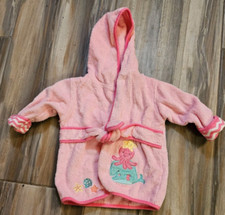pink hooded baby bathrobe/size 0-9 months/terrycloth/NWT