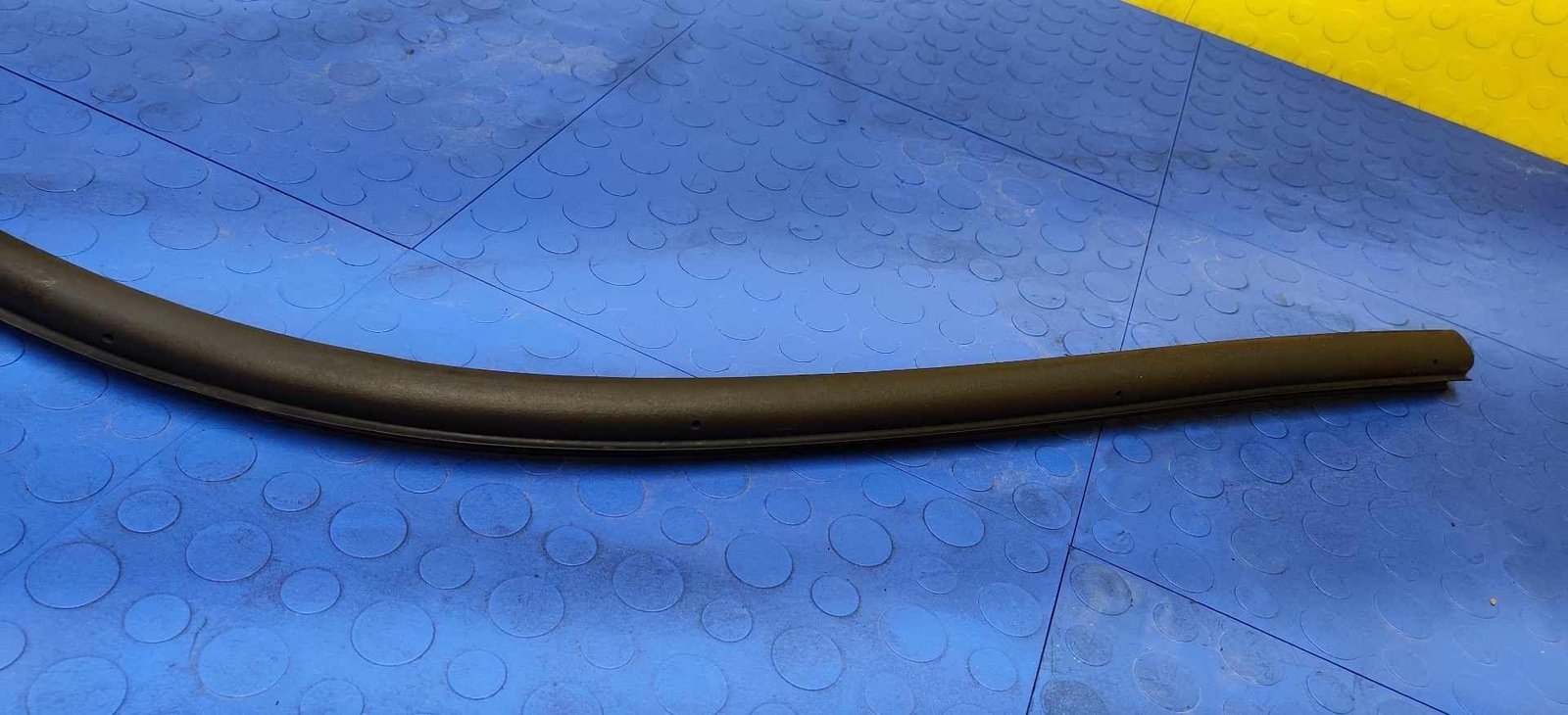 07 08 09 BENTLEY Continental GT Coupe Door Seal Rubber Strip OEM 3W8867337C
