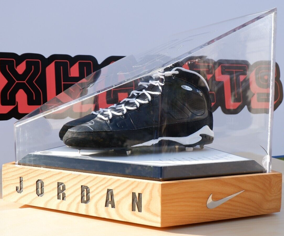 Michael Jordan Signed Nike Air Jordan 9 Player Sample Baseball