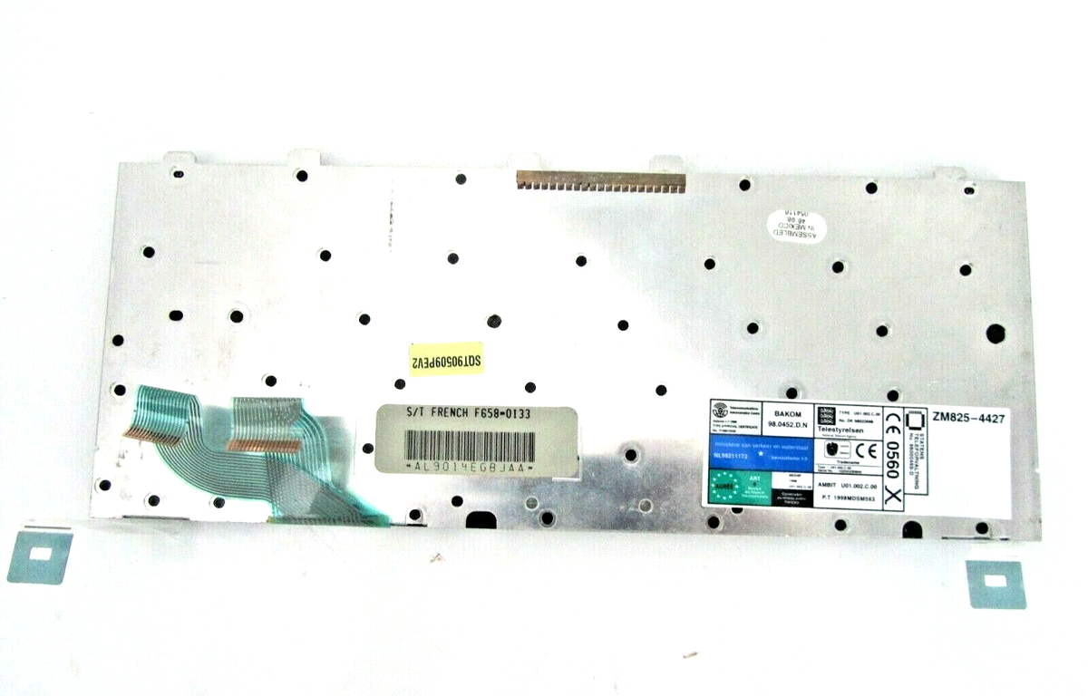 APPLE Powerbook Keyboard G3 Wallstreet PART# 922-3348 AZERTY