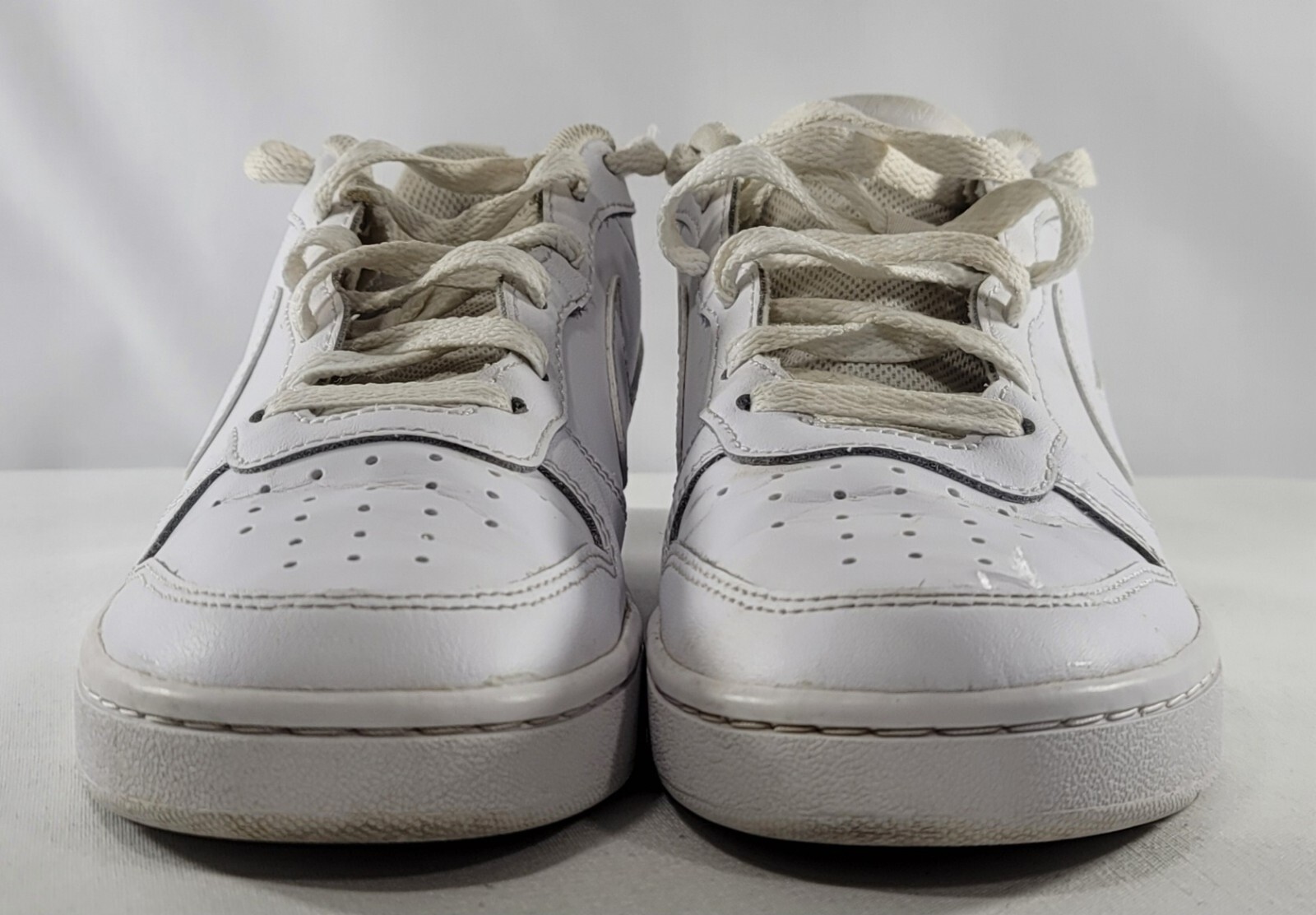 SAOLA Scarpe da ginnastica Nike Kids Court Borough 2 BQ5448 100 bianche stringate taglia 6 5 anni