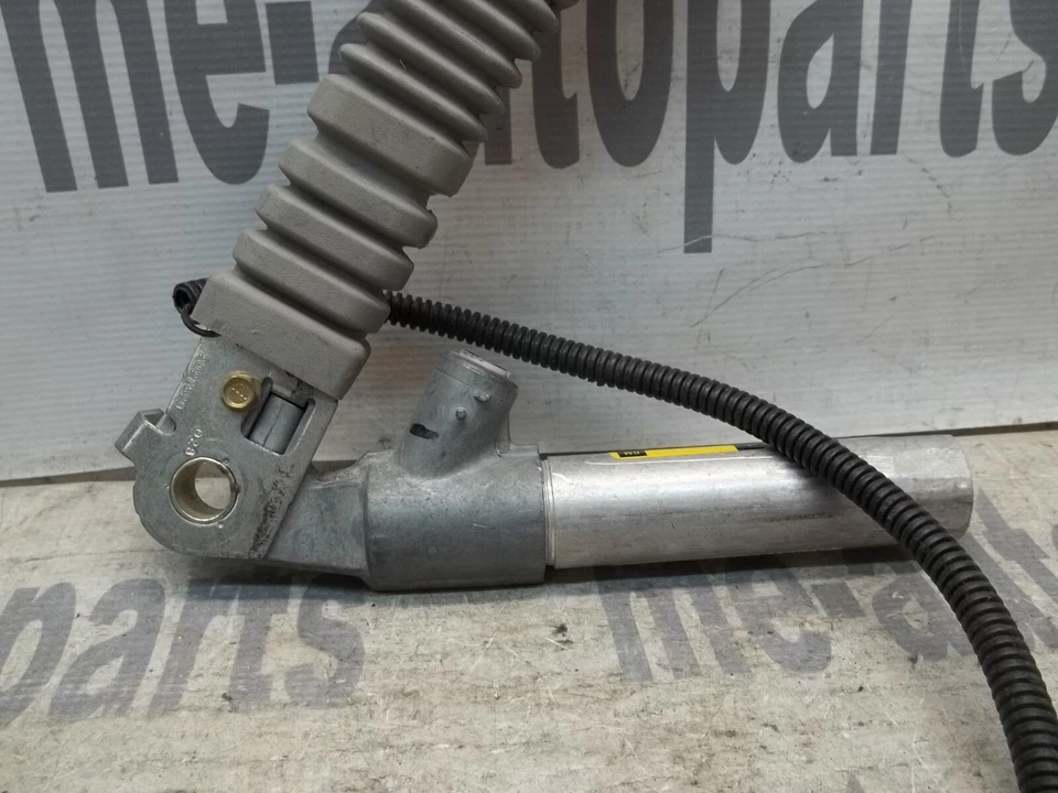 2007-2009 CADILLAC SRX OEM DRIVER SIDE LEFT FRONT SEAT BELT BUCKLE LOCK LATCH - Imagem 3 de 4