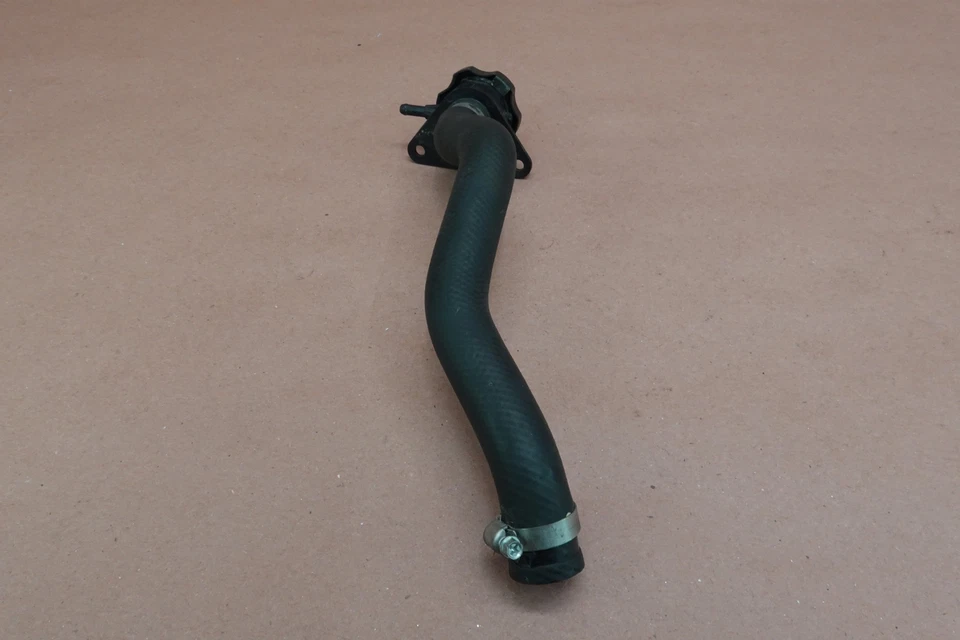 2001-2004 SUZUKI Intruder Volusia 800 VL800 THERMOSTAT CAP - Image 3 of 4