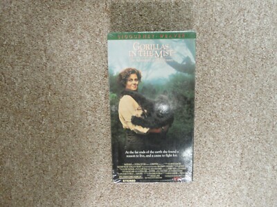 Gorillas in the Mist 1988 VHS SEALED Sigourney Weaver!! | eBay