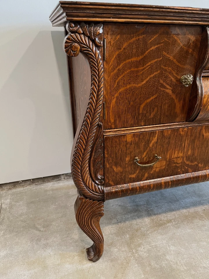 Cómoda de gabinete rococó francesa de madera de cebra tigre antigua de principios de 1900 Foto 4 de 4