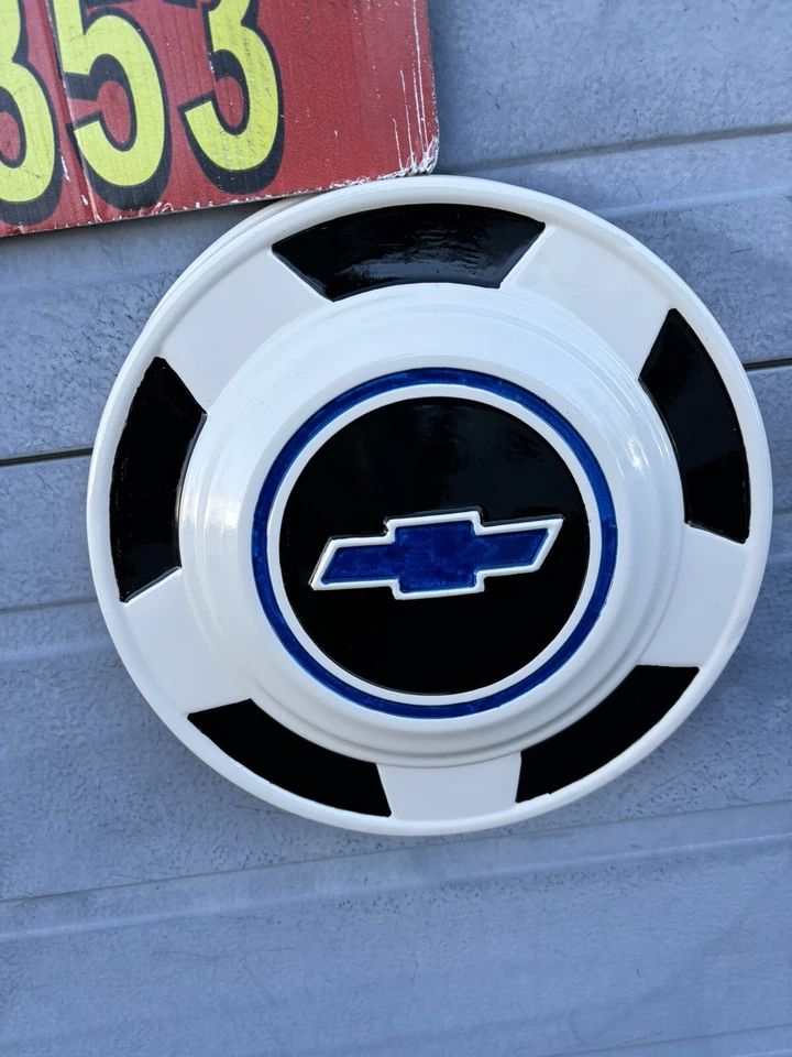 Calotas Chevrolet C10 15” 1960,s -1972 conjunto 4 raras. Branco/azul 10,5 Off White - Imagem 4 de 4
