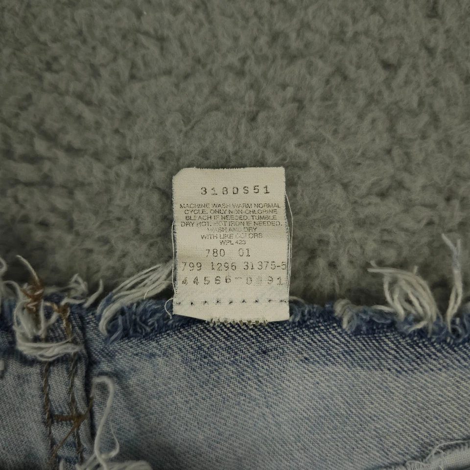 Vintage 90s Levis SilverTab Jean Shorts Womens 31 Cut Off Distressed Daisy Dukes - Image 4 of 4