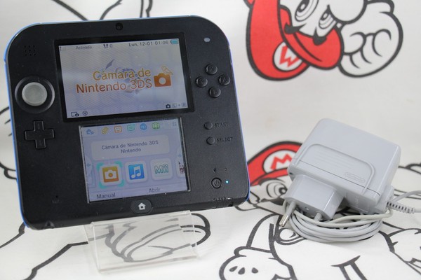 CONSOLA NINTENDO 2DS NEGRA AZUL CON FUNDA Y CARGADOR FUNCIONANDO