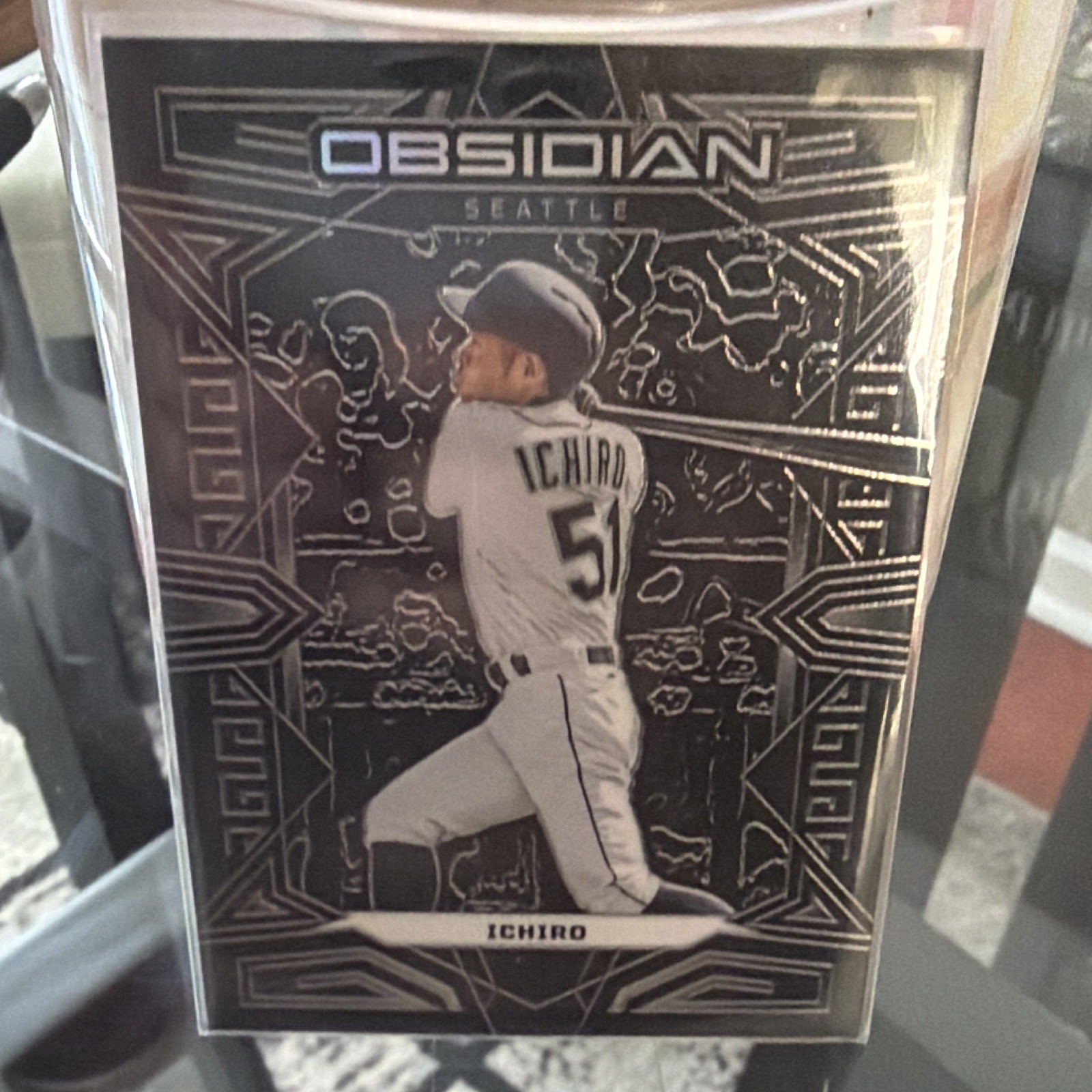 Panini 2023 Chronicles Ichiro Suzuki Obsidian Insert #30 Seattle Mariners