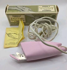 Vintage Fabricut Automatic Electric Scissors Pink With Light 2 Speed READ