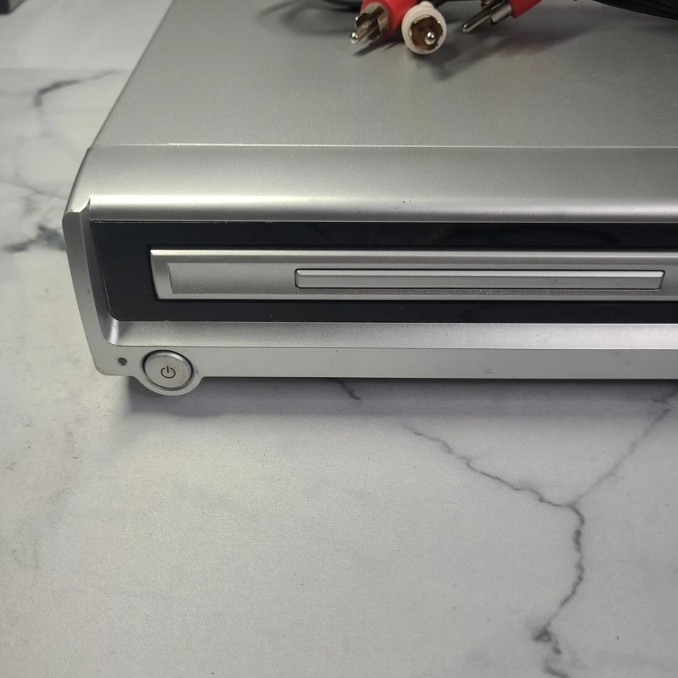 KOSS KS4110 Home Theater Digital DVD/MP3/CD/VCD Player No Remote - Image 2 of 4