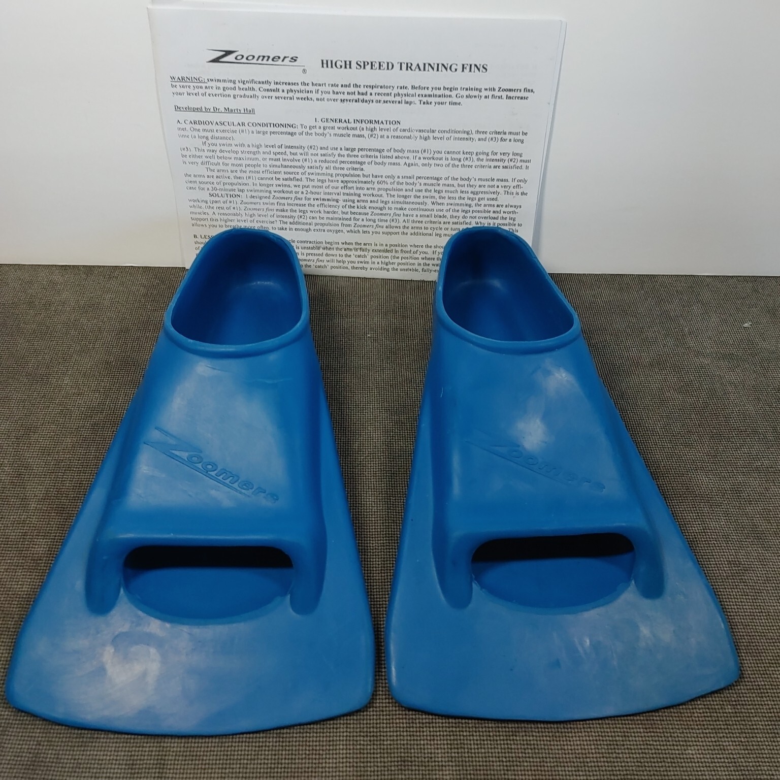 Finis Zoomers Blue Size C (Male 3.55 Female 4.56) Training Fins Swim
